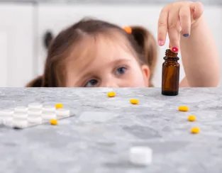 Medicação e comportamento: quem está olhando para a vida real da criança? 